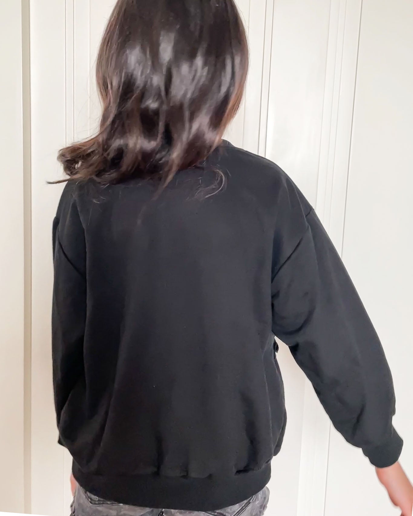 kids - black ruffles bow sweatshirt *pre-order*