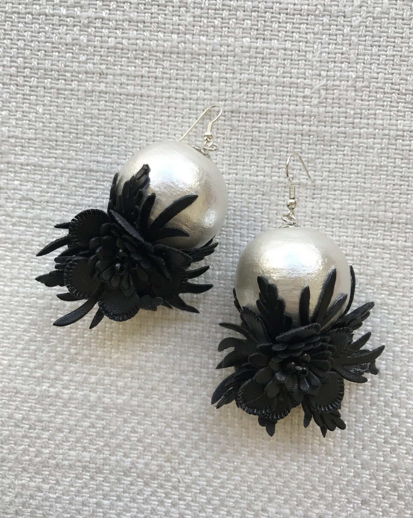 pearls w/ black leather flowers earrings