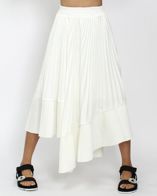 ivory pleats asymmetric hem skirt *pre-order*