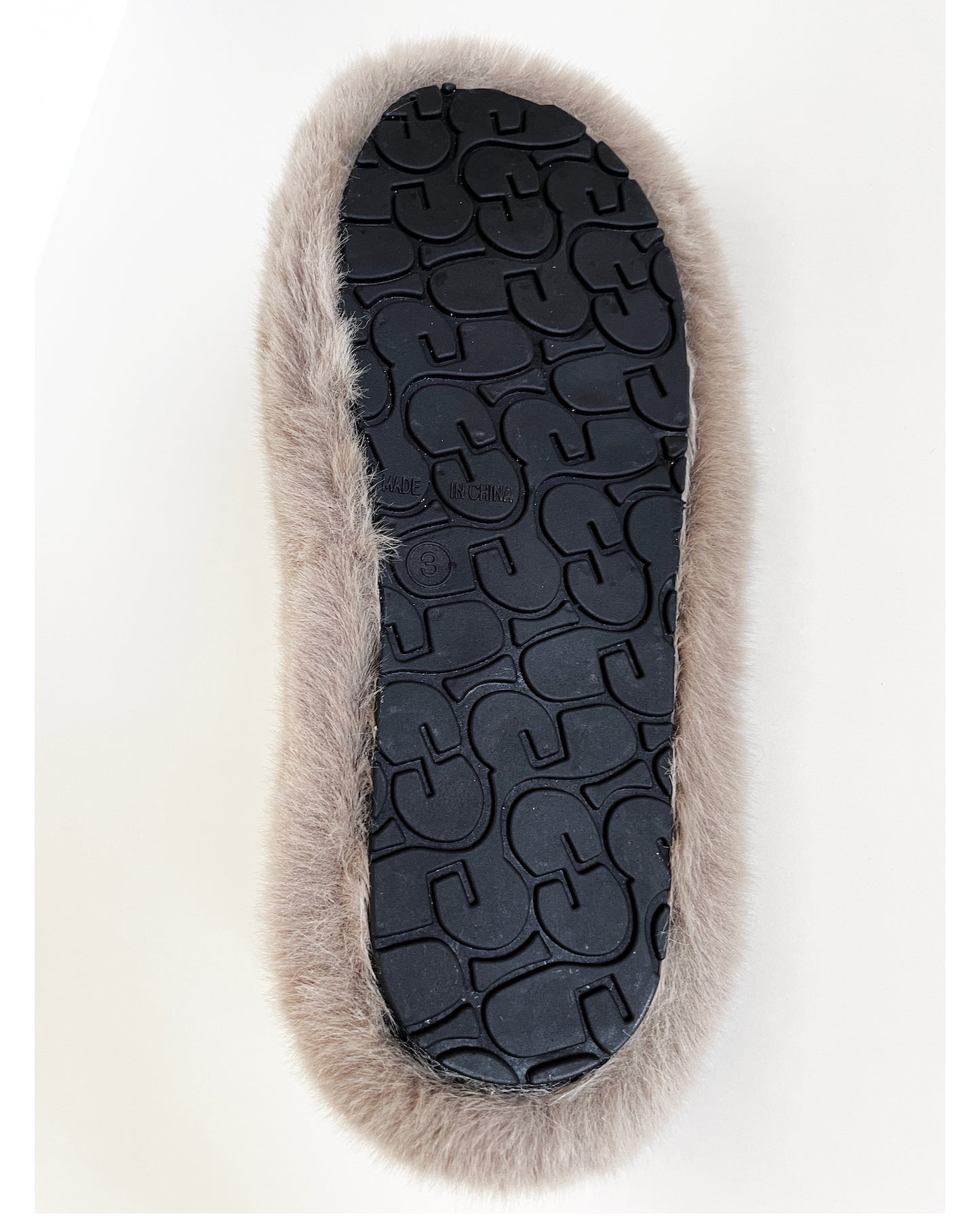 beige furry lounge slippers *pre-order*