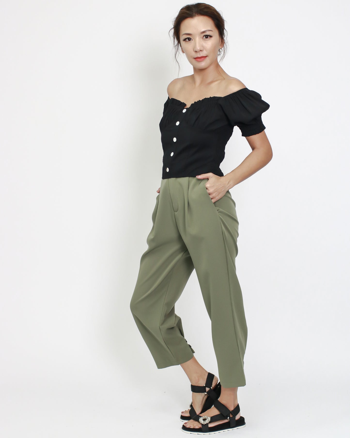 olive button back slinky cropped pants *pre-order*