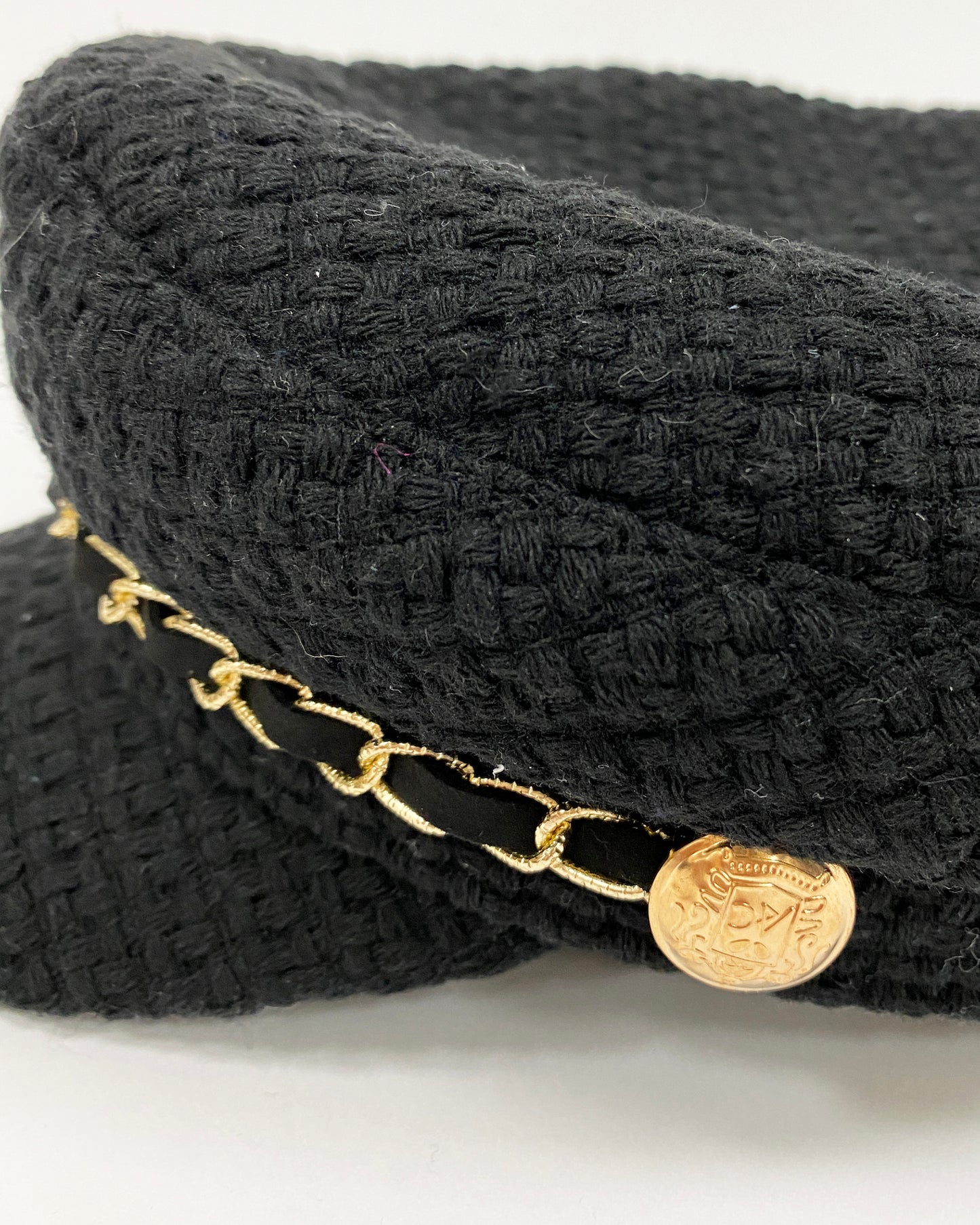 black tweed chain boy cap *pre-order*