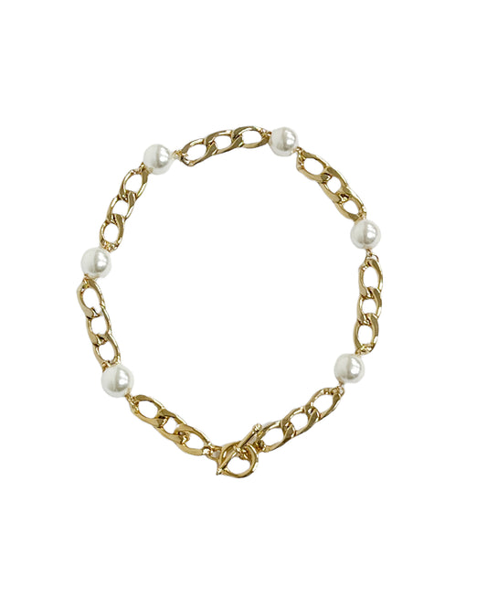 gold & pearls necklace *pre-order*