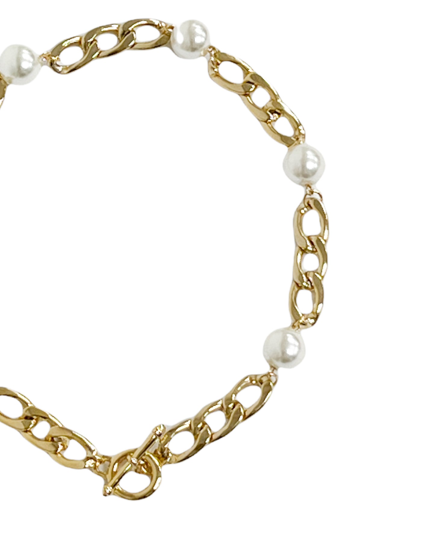 gold & pearls necklace *pre-order*